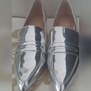 NWOT Size 8 Charles By Charles David Silver Metallic Preppy Nautical Dress Shoes